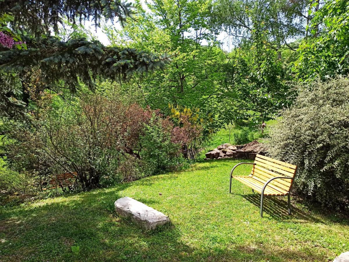 Les Apparts Du Vignal De Cheyrac Polignac  Exterior photo